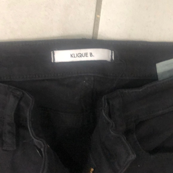 Black distressed jeans by Kique B. - Picture 5 of 8